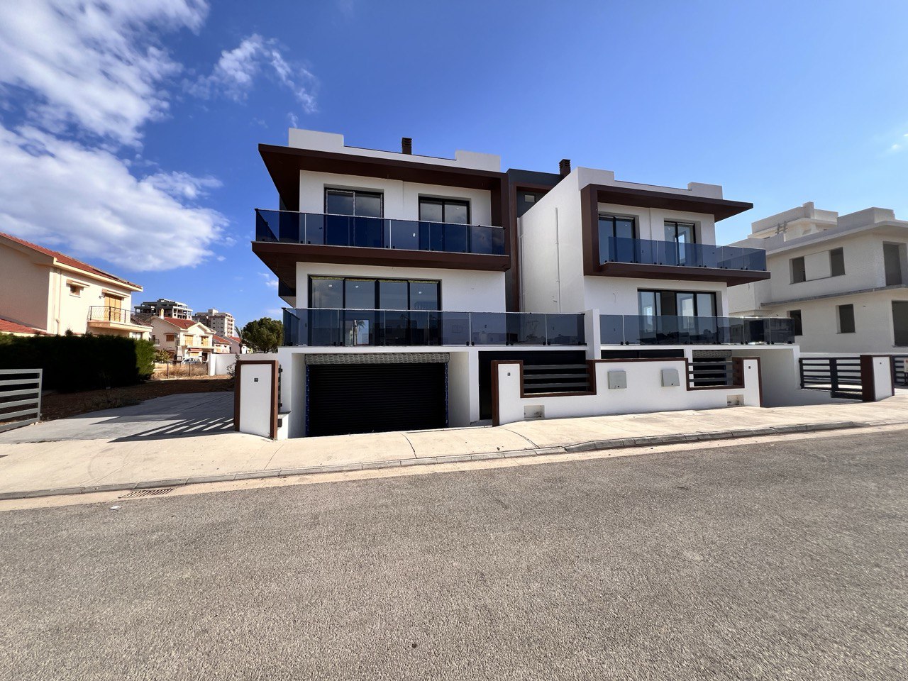 455 M2 / TAKSITLI/TESLIME HAZIR lux villa
