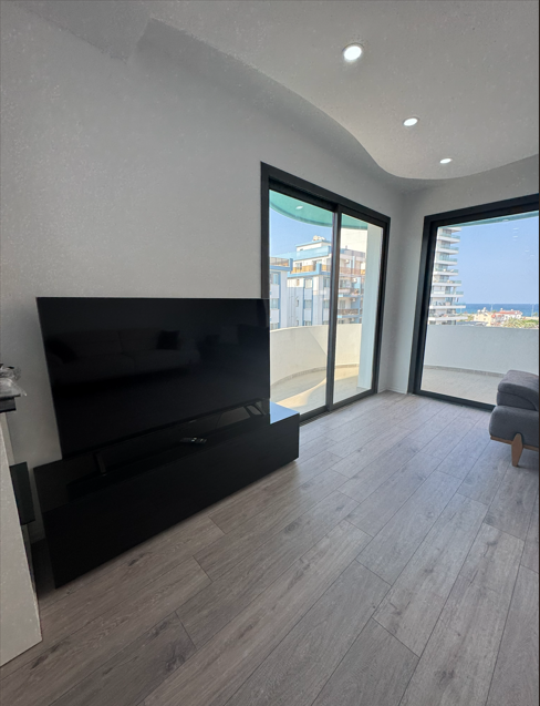 Deniz manzaralı satılık 2+1 geniş daire